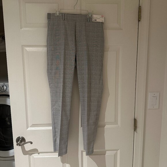 Uniqlo Pants - NWT Uniqlo Plaid Pant Gray Size Medium